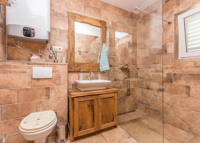 Nikolina Zadarvillas Polaca